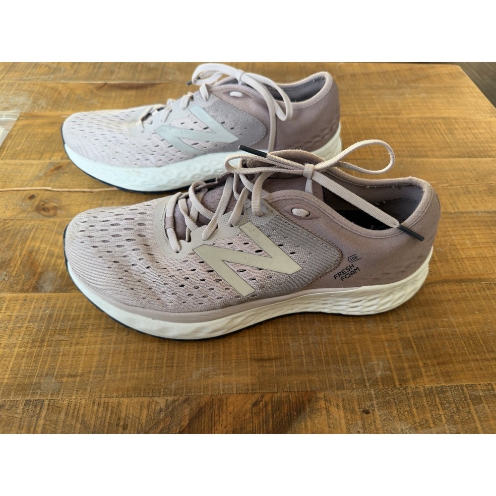 New Balance Womens Fresh Foam 1080 Running Shoes Mauve‎ Lace Up W1080CP8 10.5